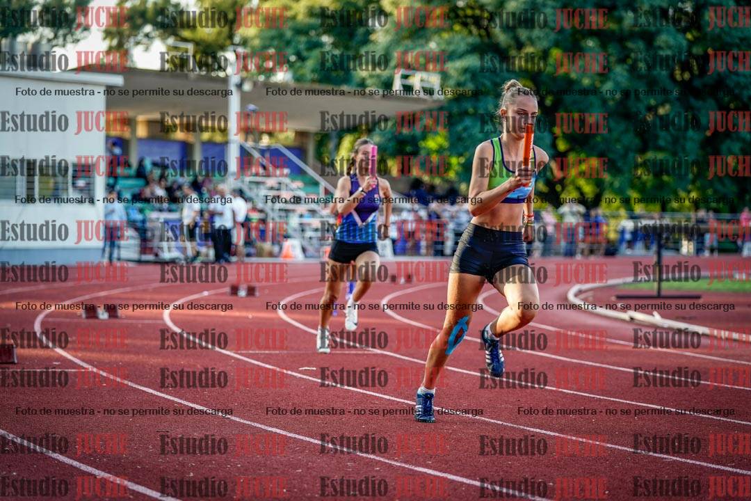Fotos de los relevos 4x100 m de mujeres