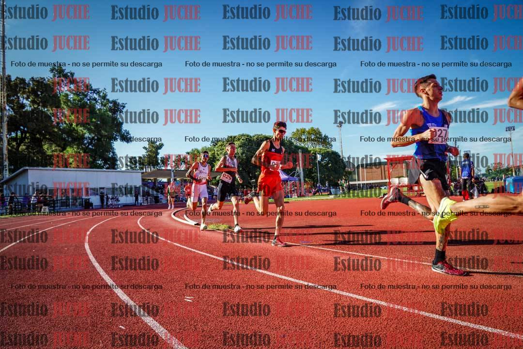 Fotos de los 1500 m llanos de varones