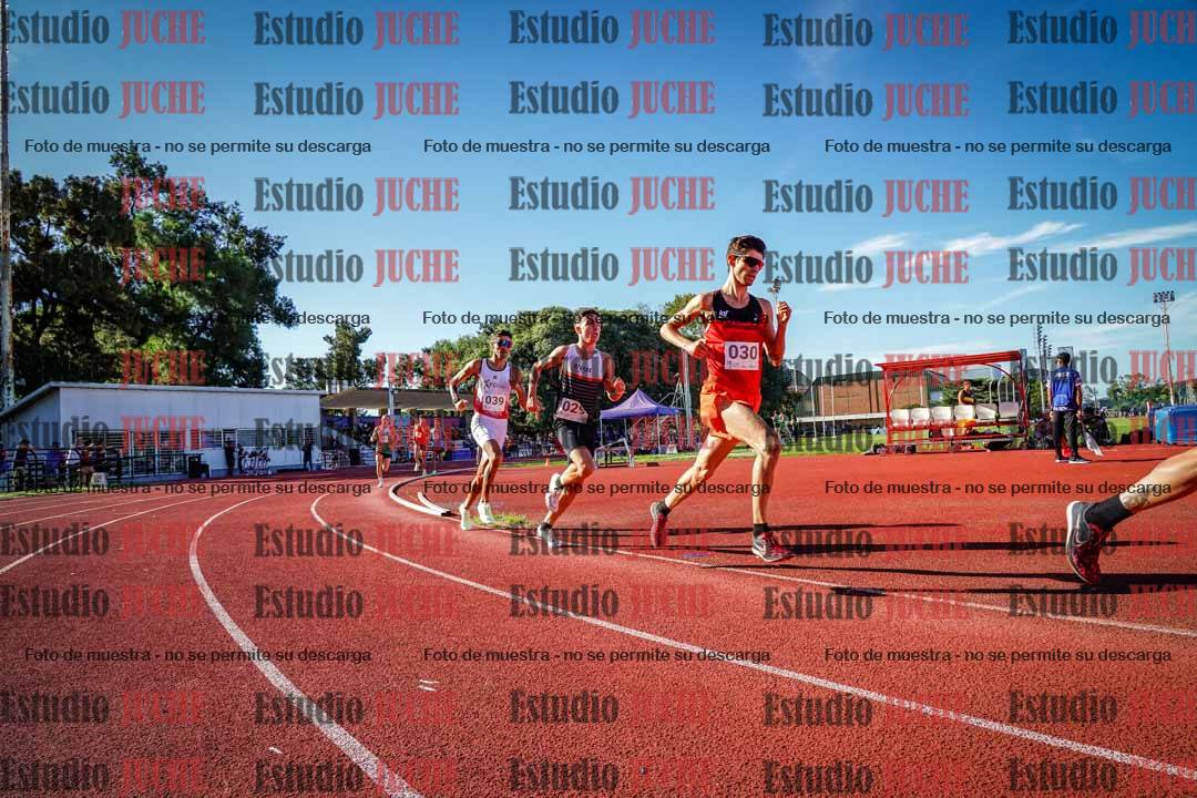 Fotos de los 1500 m llanos de varones