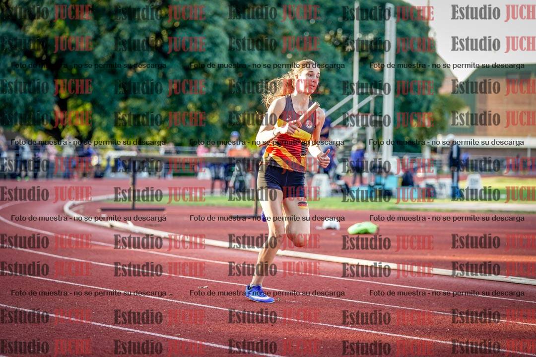 Fotos de los relevos 4x100 m de mujeres
