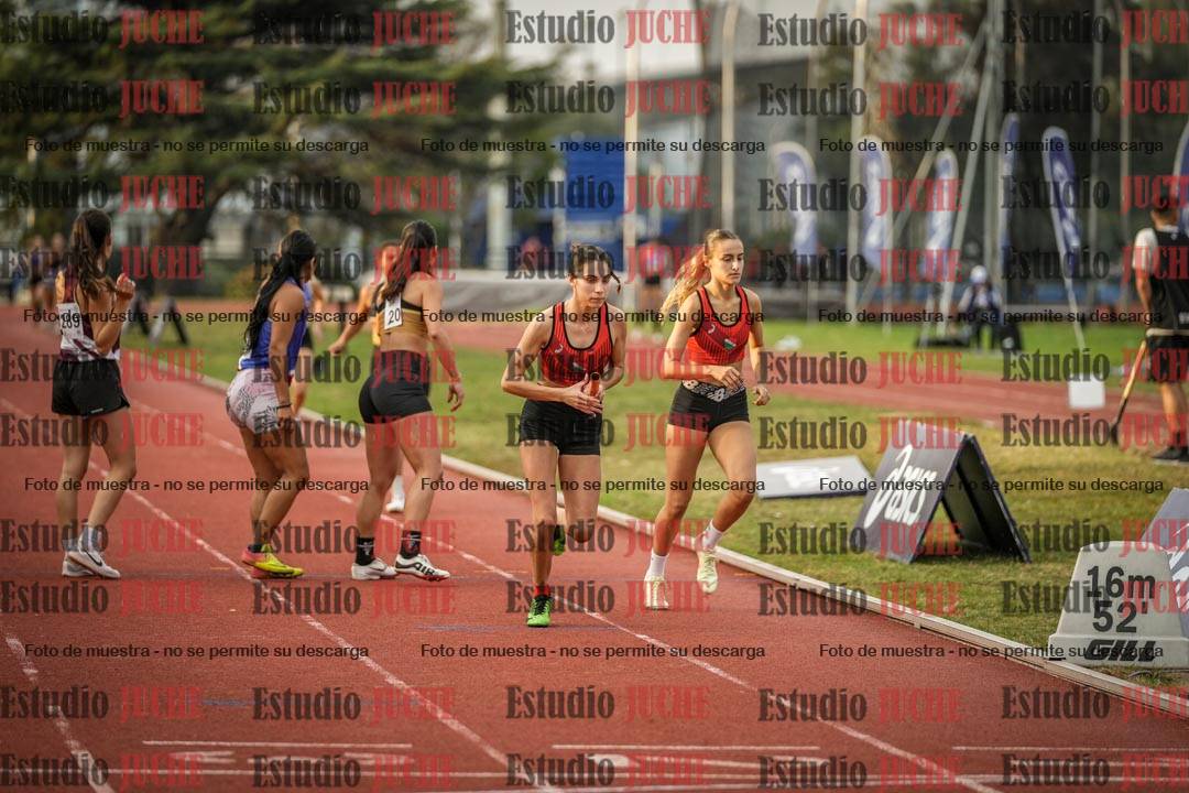 Fotos de las postas 4x400 m llanos de mujeres