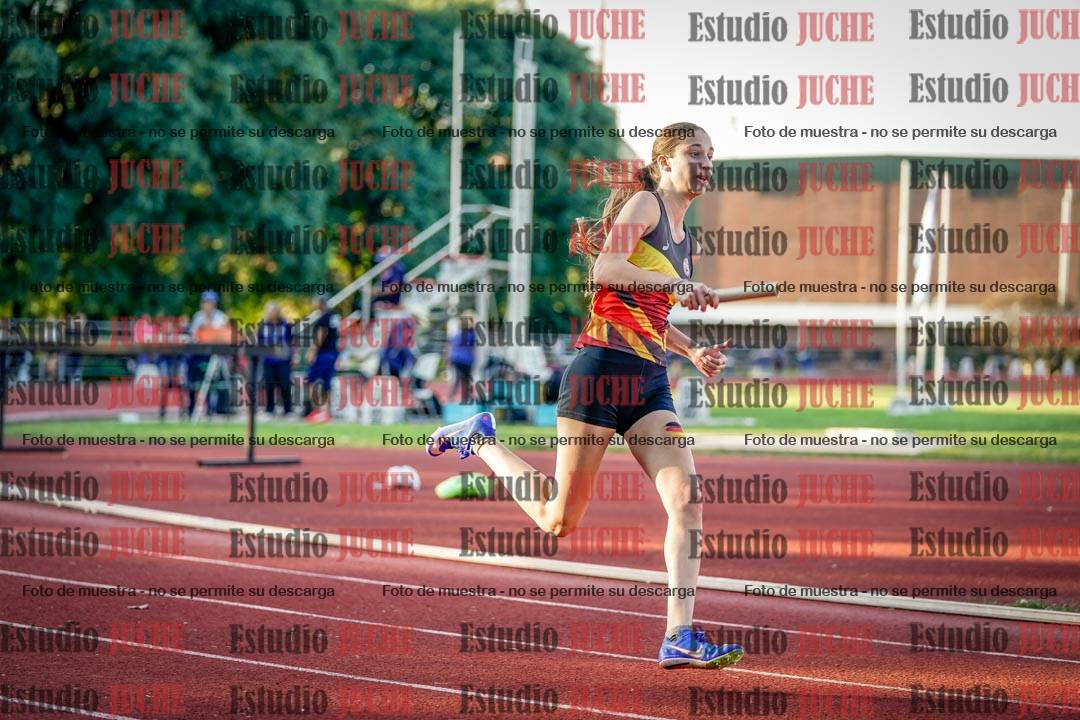Fotos de los relevos 4x100 m de mujeres