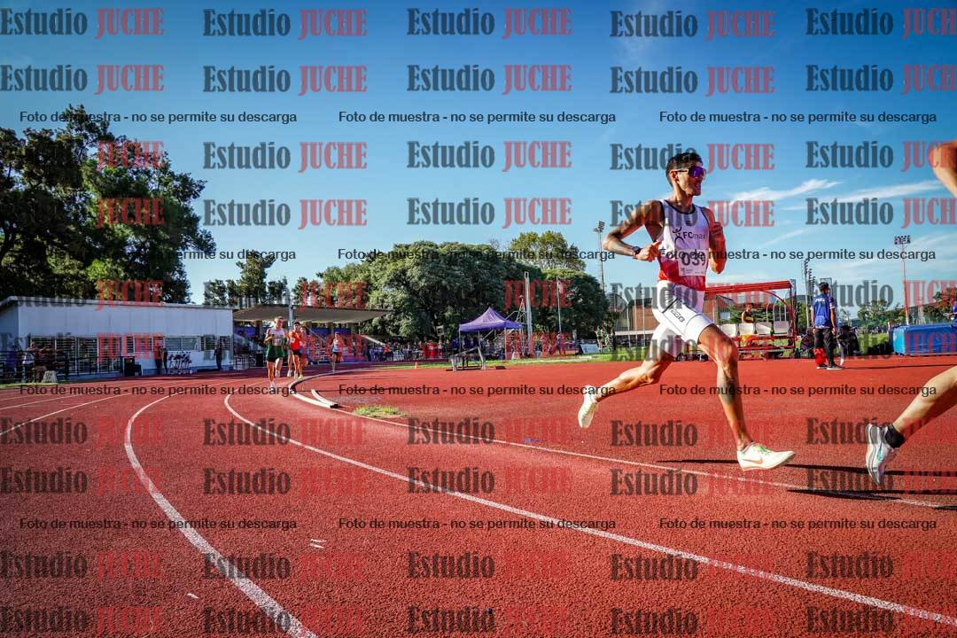 Fotos de los 1500 m llanos de varones
