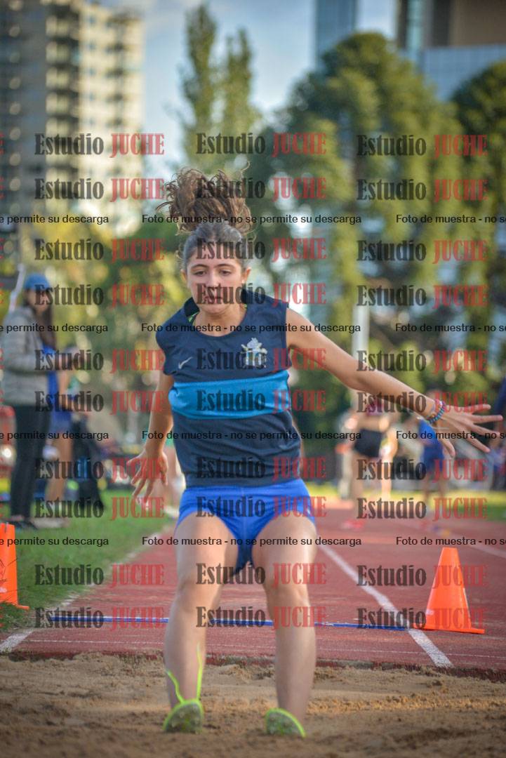 Fotos del salto en largo - mujeres U16