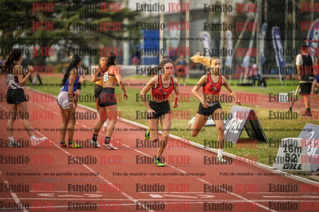 Fotos de las postas 4x400 m llanos de mujeres