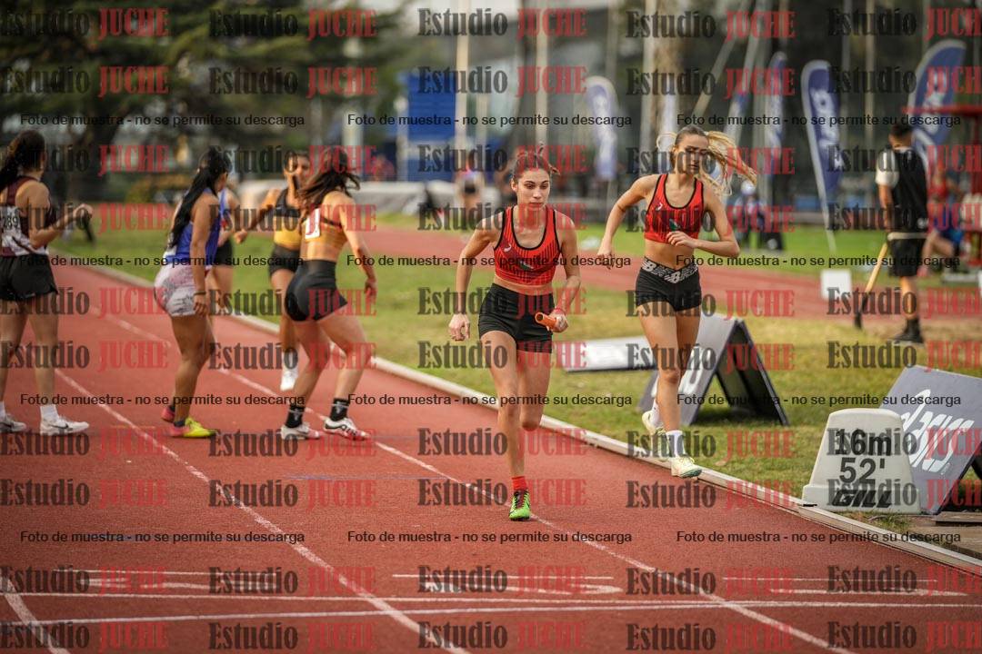 Fotos de las postas 4x400 m llanos de mujeres
