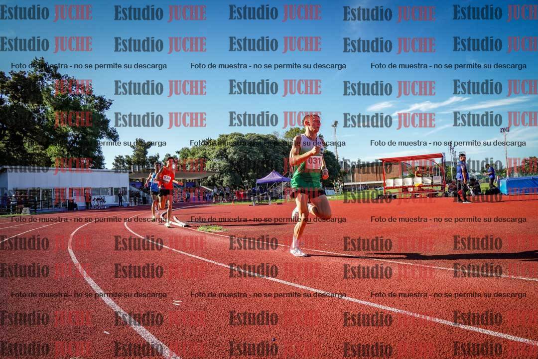 Fotos de los 1500 m llanos de varones
