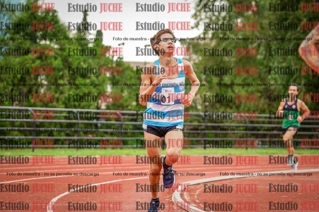 Fotos de los 3000 m llanos de varones