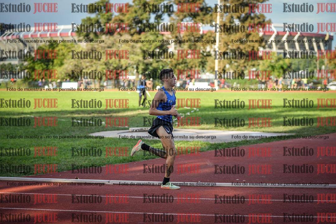 Fotos de los 1500 m llanos de varones