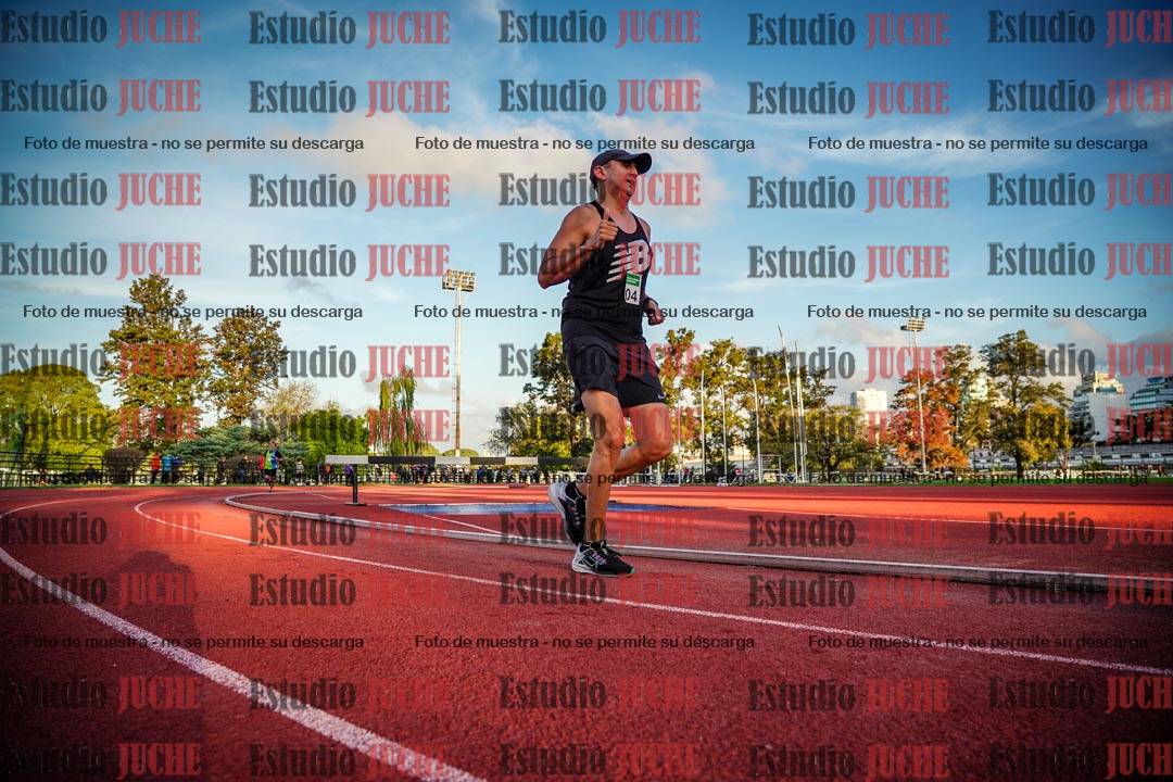 Fotos de los 3000 m llanos de varones