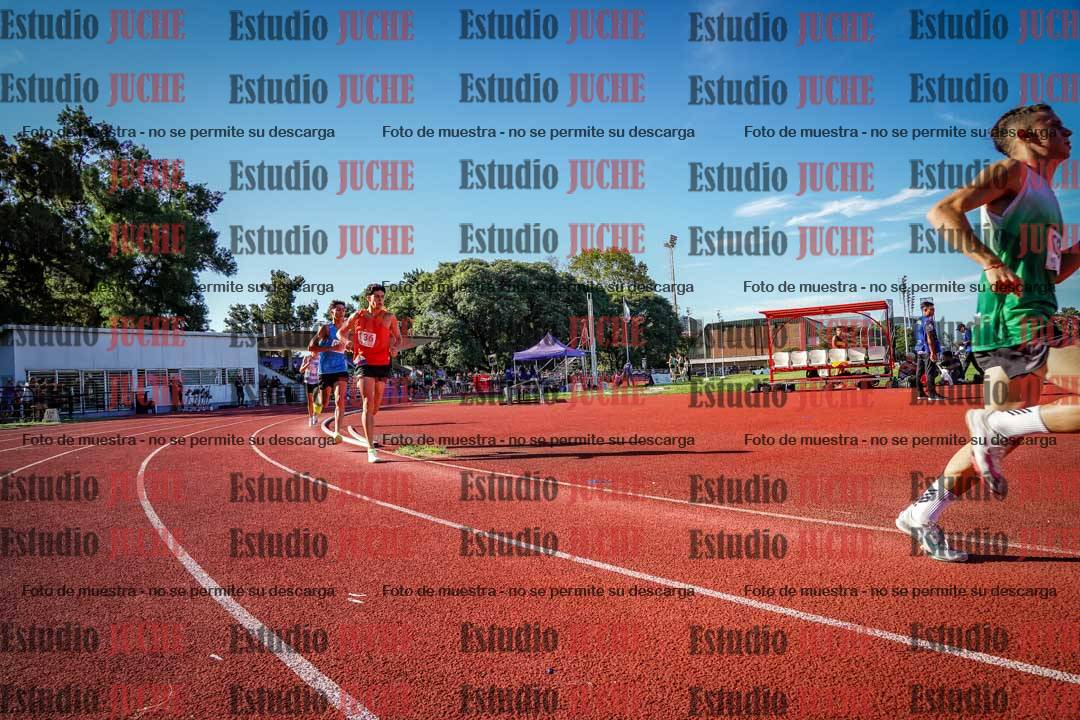 Fotos de los 1500 m llanos de varones
