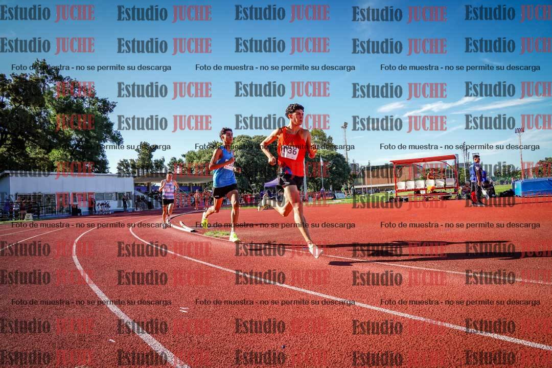Fotos de los 1500 m llanos de varones
