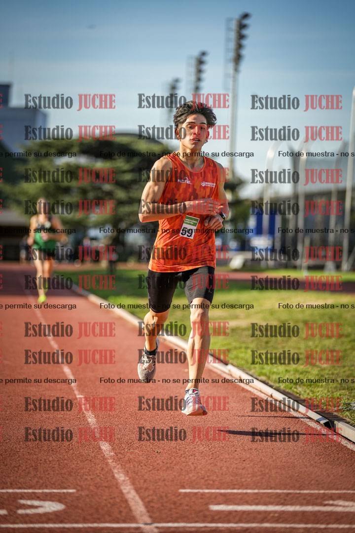 Fotos de los 3000 m llanos de varones