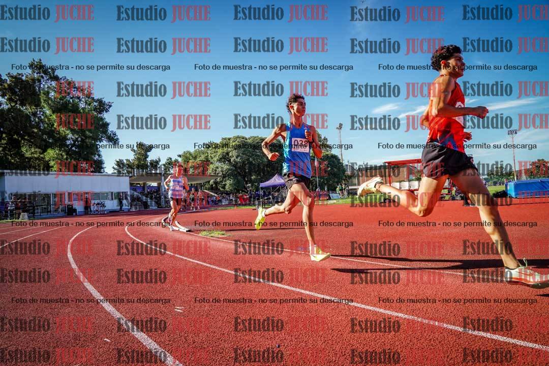 Fotos de los 1500 m llanos de varones
