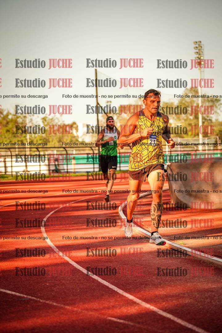 Fotos de los 3000 m llanos de varones