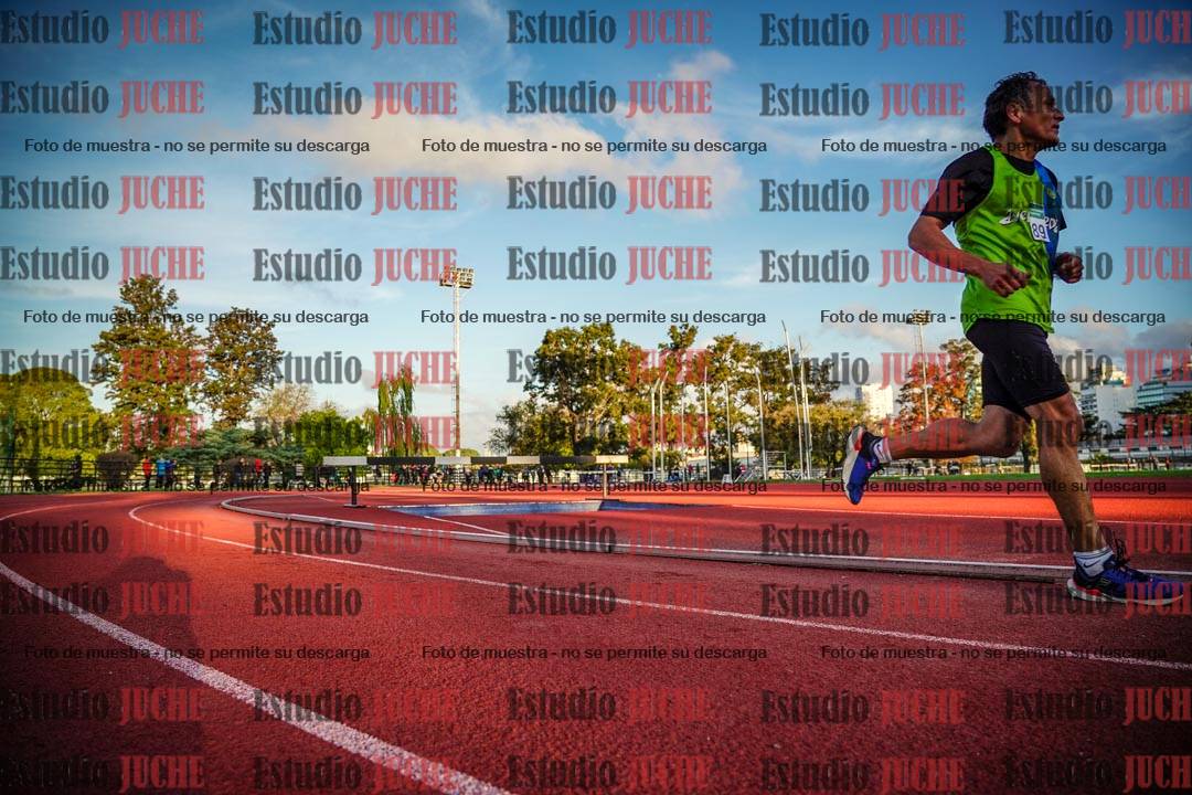 Fotos de los 3000 m llanos de varones