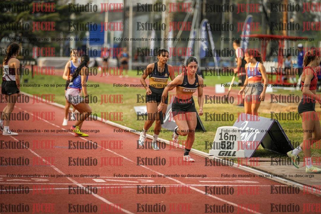 Fotos de las postas 4x400 m llanos de mujeres