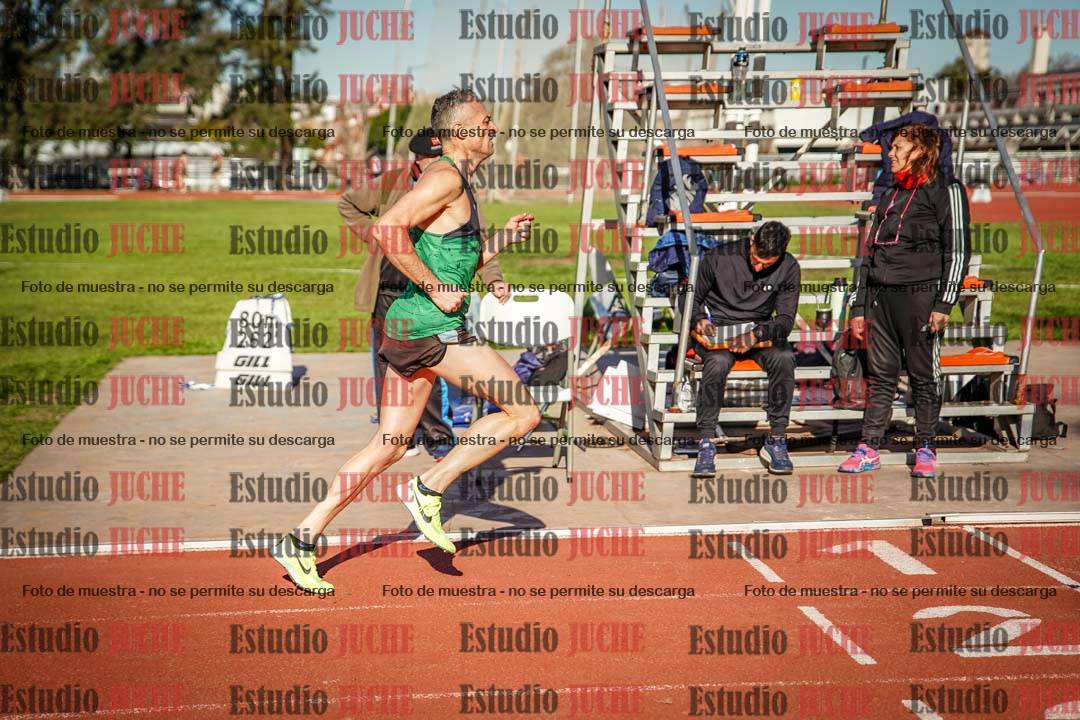 Fotos de los 3000 m llanos de varones
