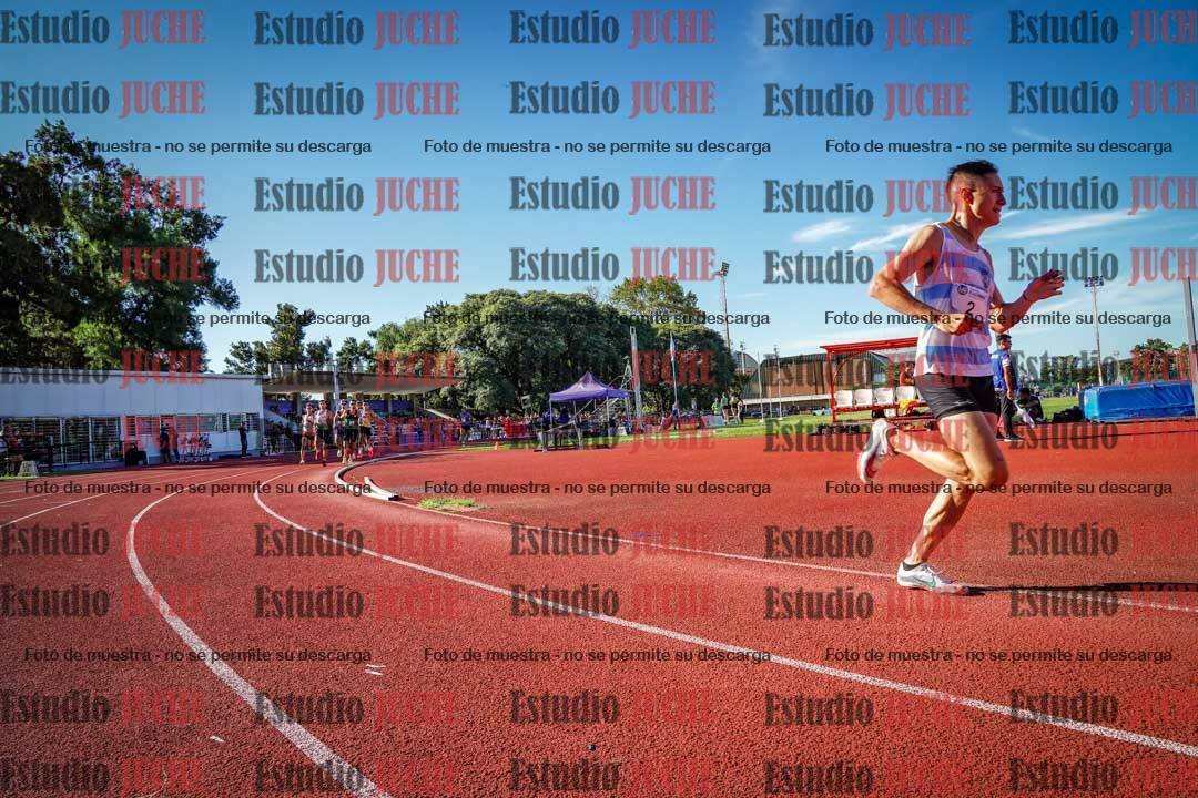 Fotos de los 1500 m llanos de varones