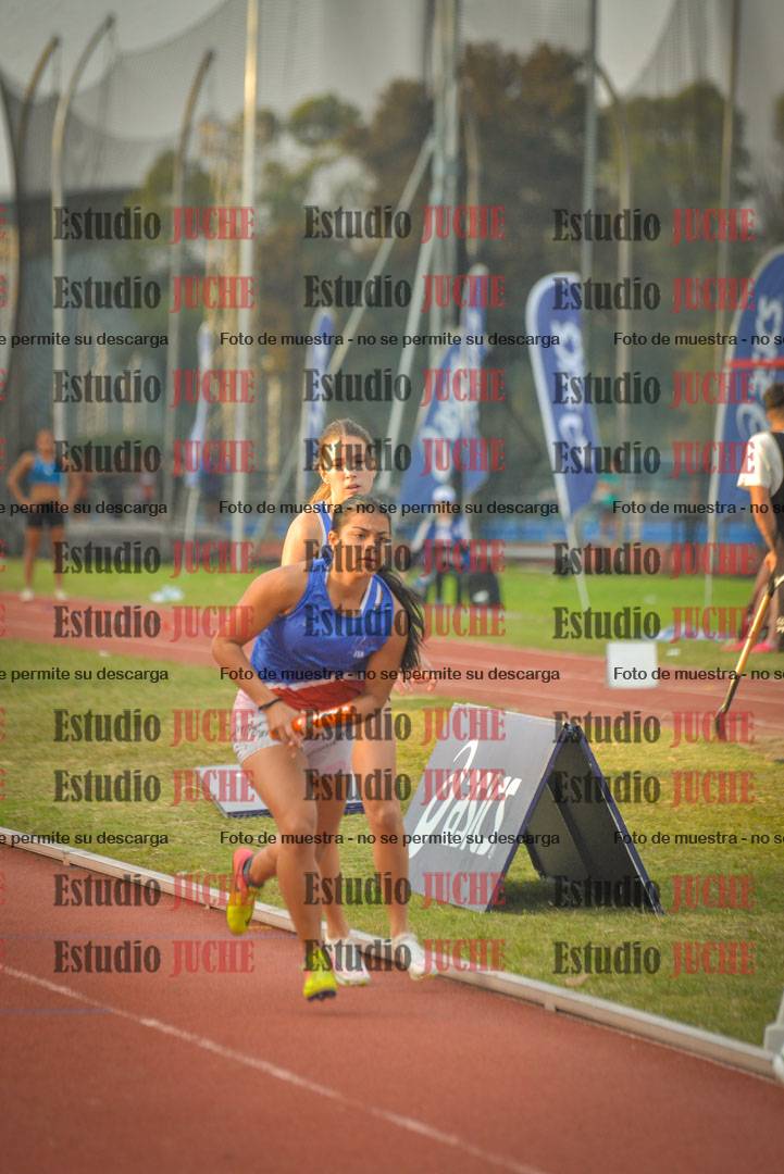 Fotos de las postas 4x400 m llanos de mujeres