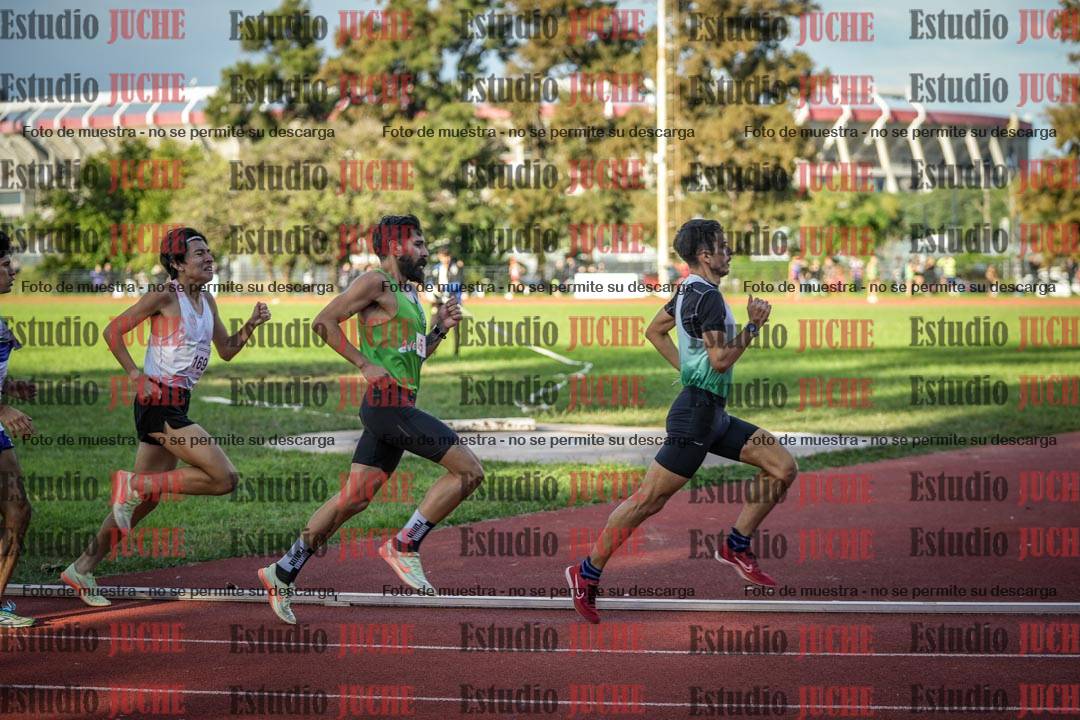 Fotos de los 1500 m llanos de varones