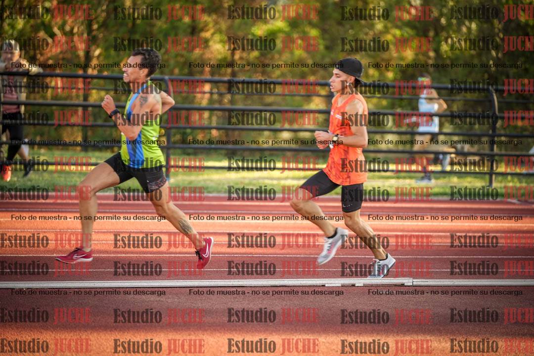 Fotos de los 3000 m llanos de varones