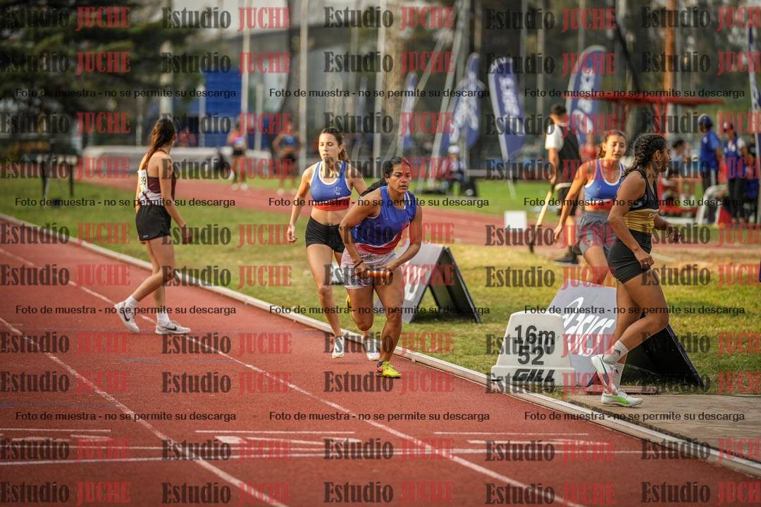 Fotos de las postas 4x400 m llanos de mujeres