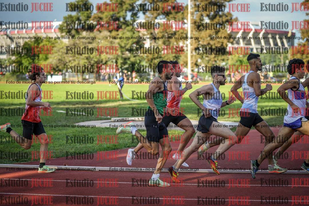 Fotos de los 1500 m llanos de varones