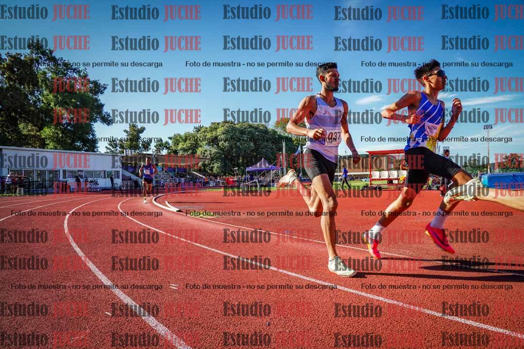 Fotos de los 1500 m llanos de varones