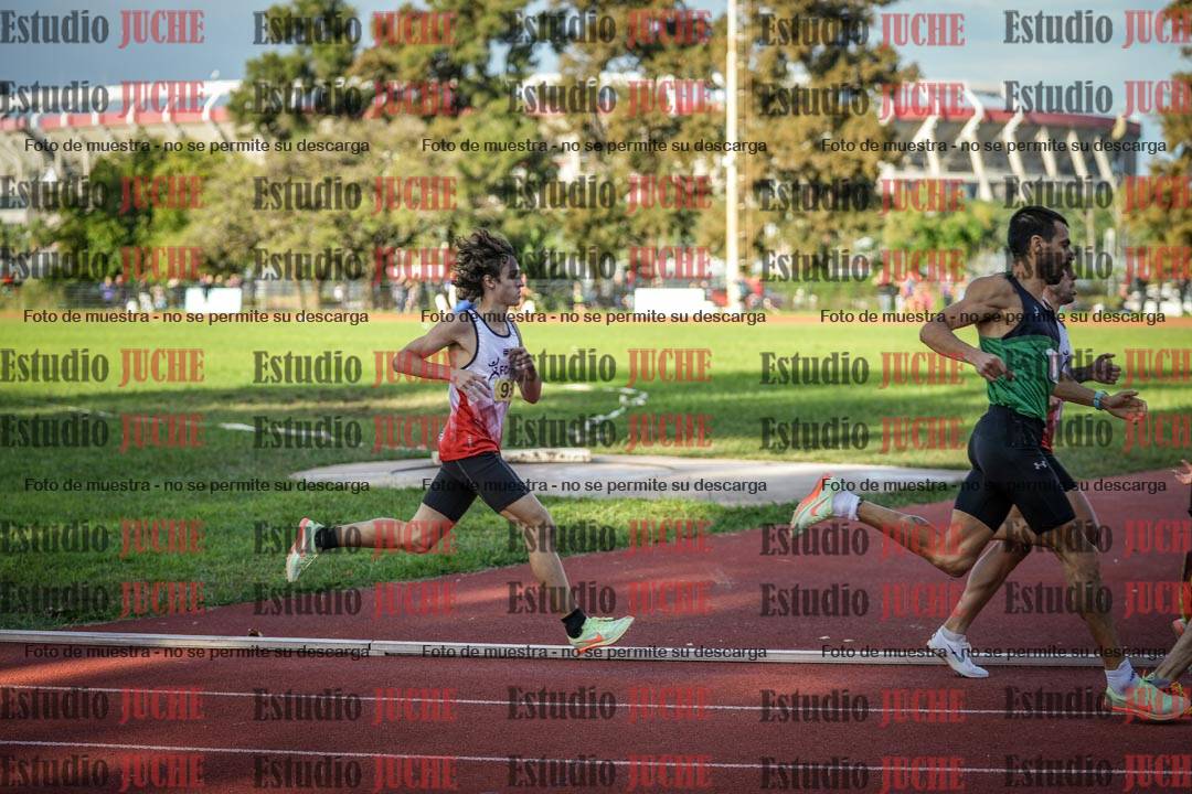 Fotos de los 1500 m llanos de varones