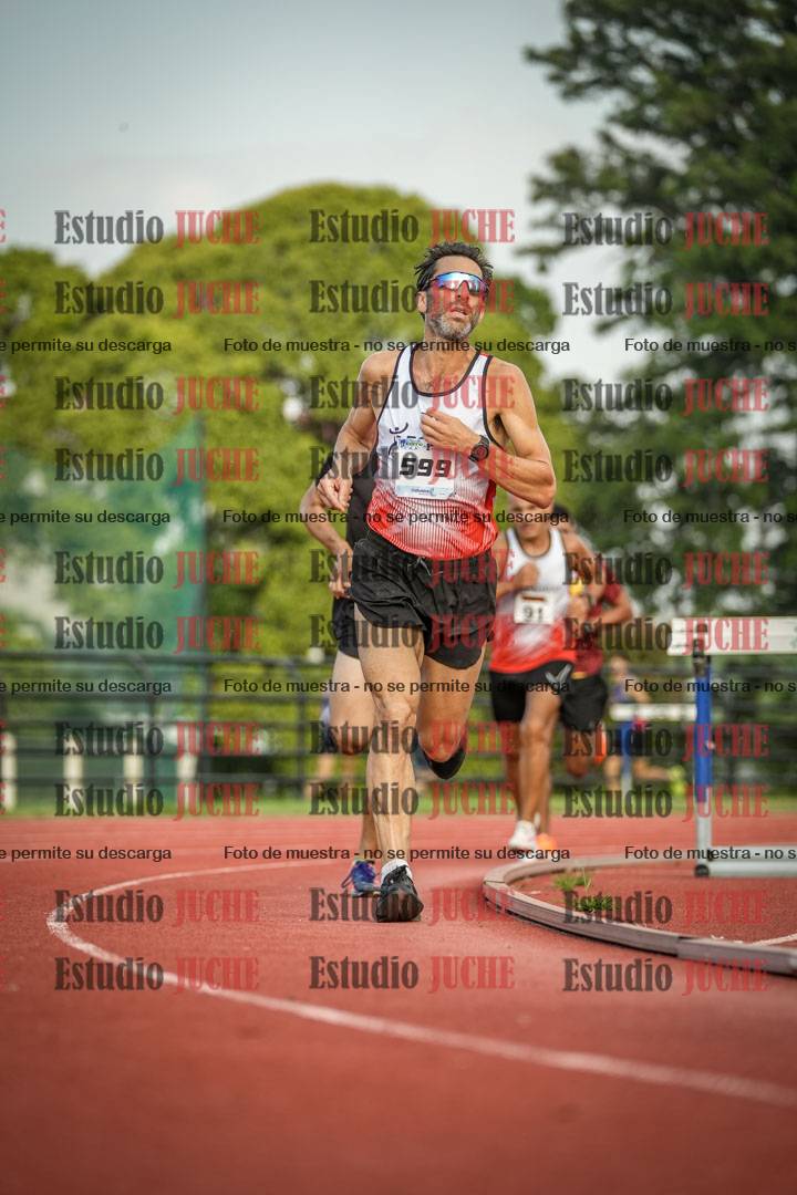 Fotos de los 3000 m llanos de varones