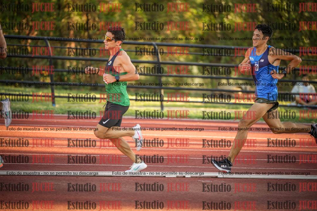 Fotos de los 3000 m llanos de varones