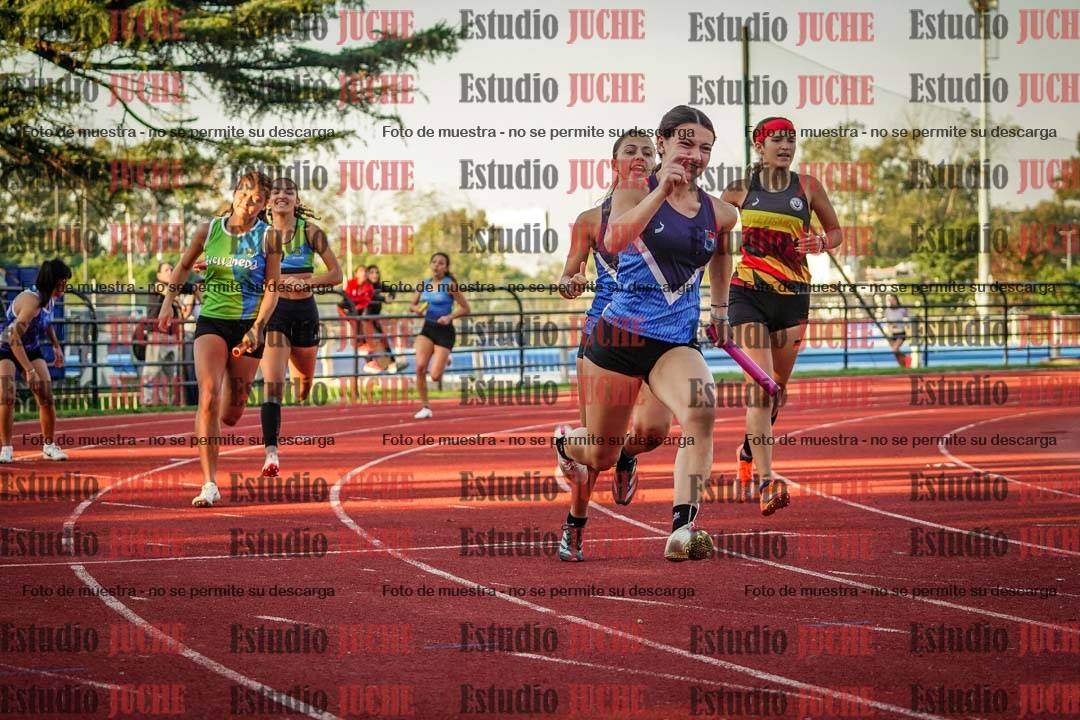 Fotos de los relevos 4x100 m de mujeres