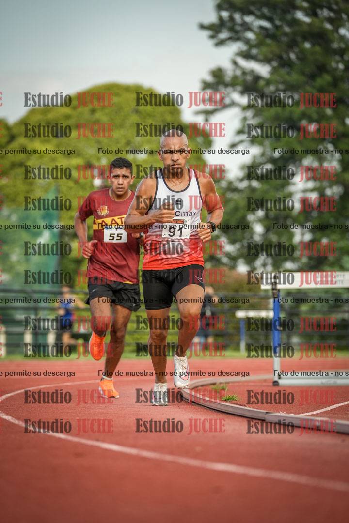 Fotos de los 3000 m llanos de varones