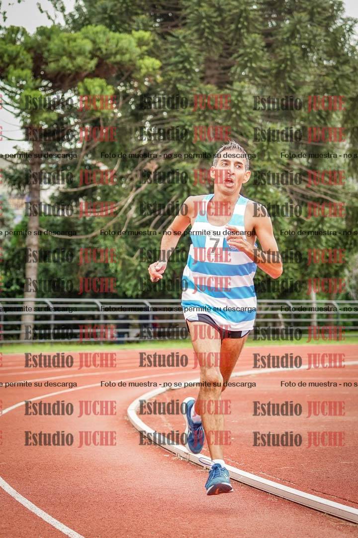 Fotos de los 3000 m llanos de varones