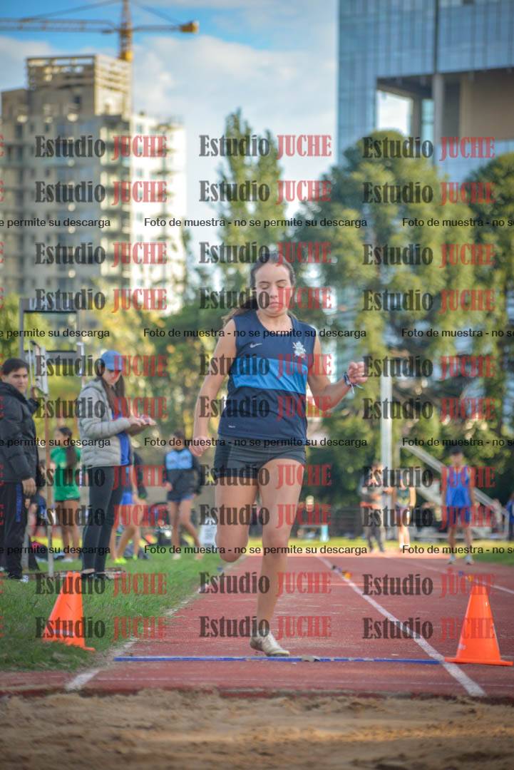 Fotos del salto en largo - mujeres U16