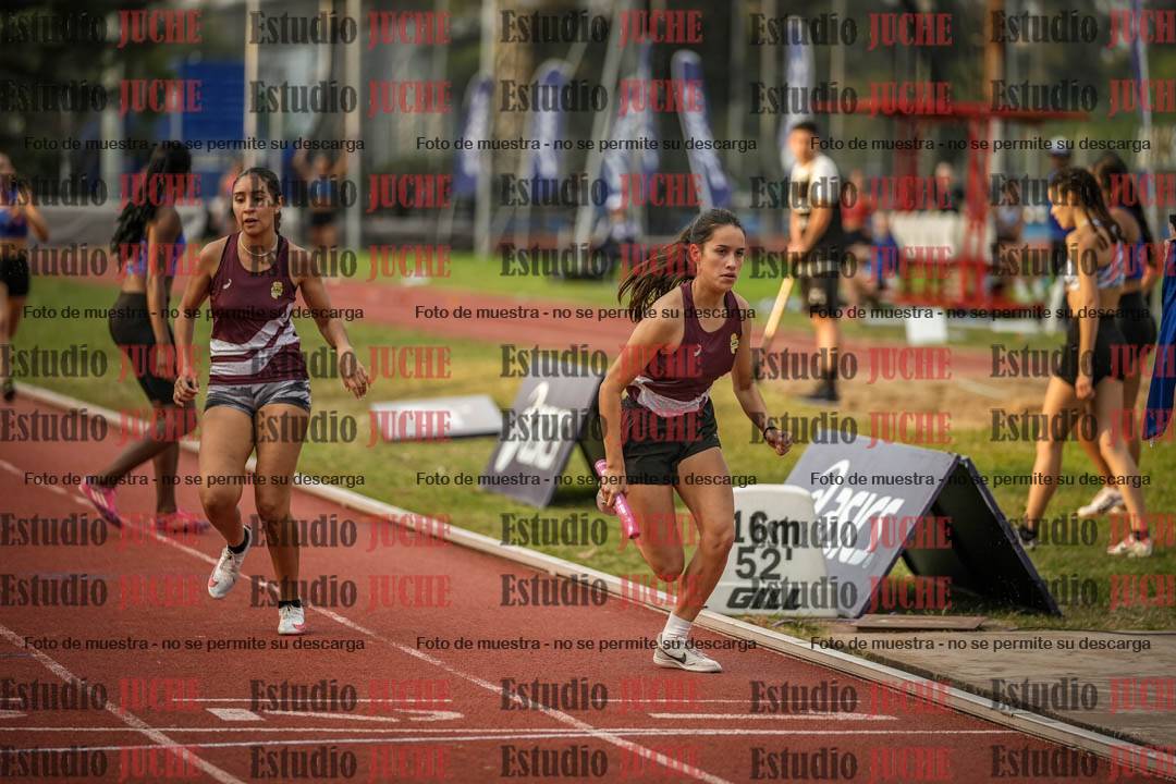 Fotos de las postas 4x400 m llanos de mujeres