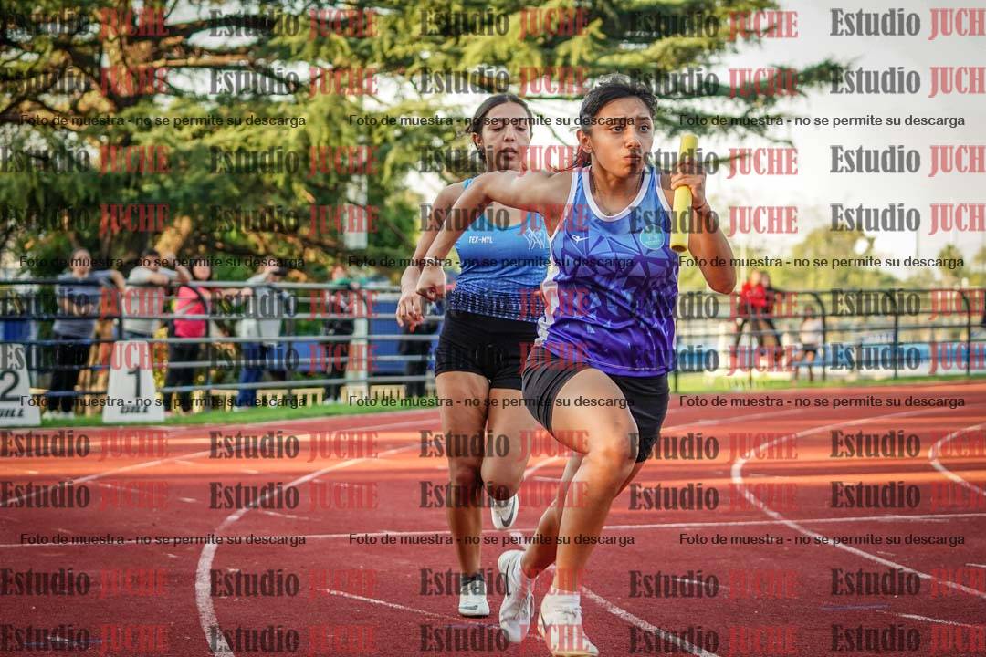 Fotos de los relevos 4x100 m de mujeres
