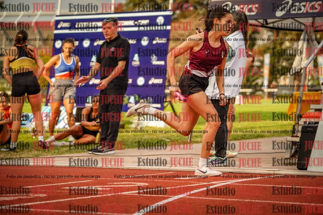 Fotos de las postas 4x400 m llanos de mujeres