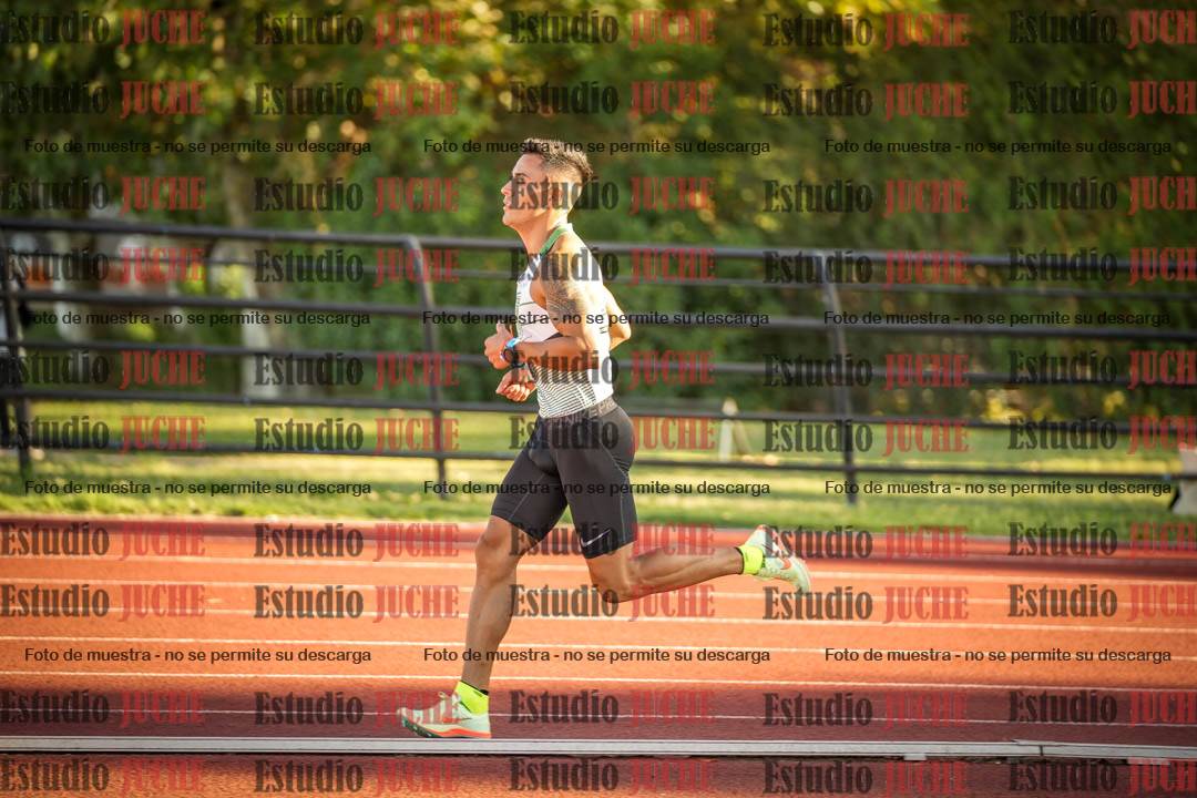 Fotos de los 3000 m llanos de varones