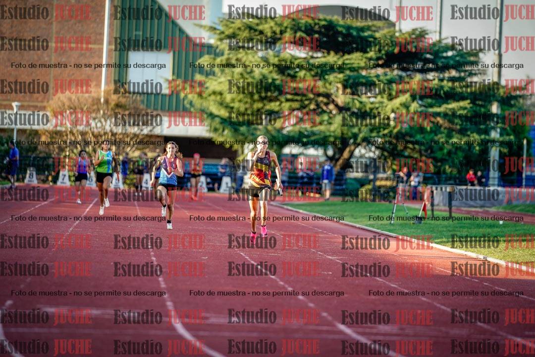 Fotos de los relevos 4x100 m de mujeres