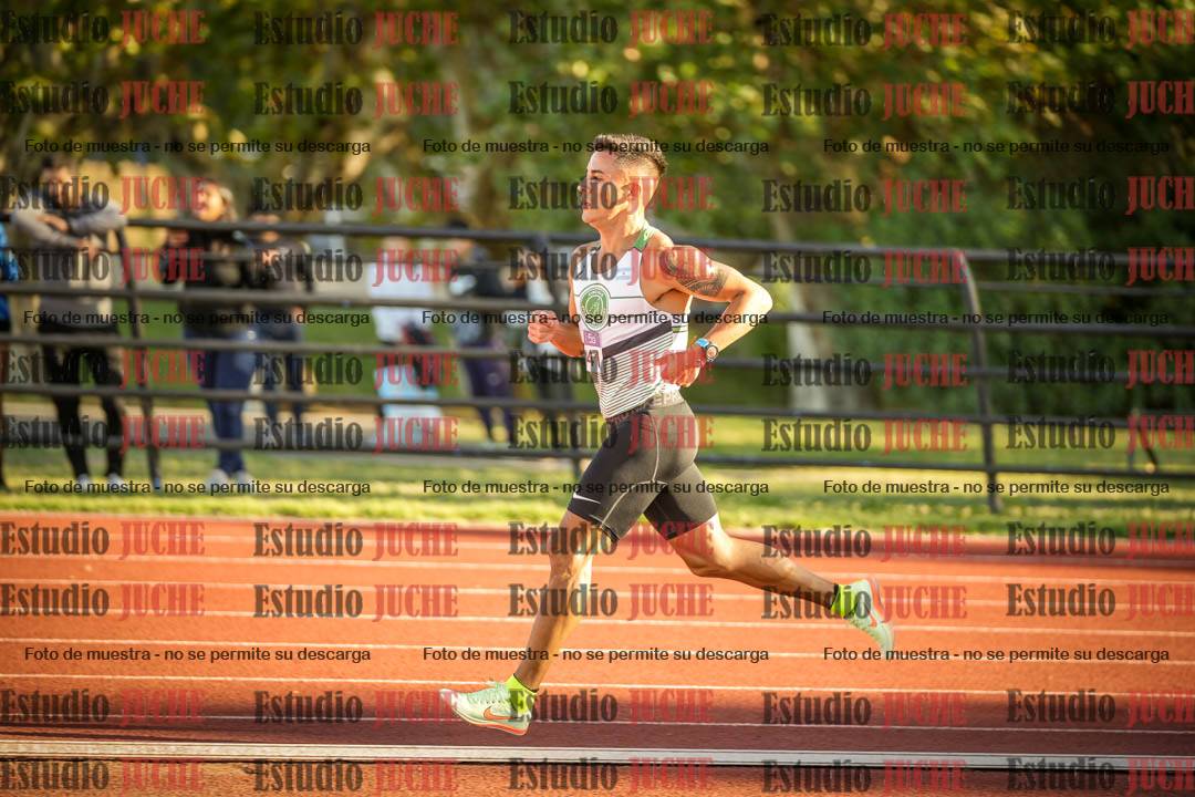 Fotos de los 3000 m llanos de varones
