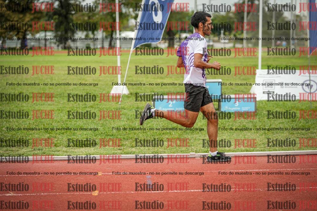 Fotos de los 3000 m llanos de varones