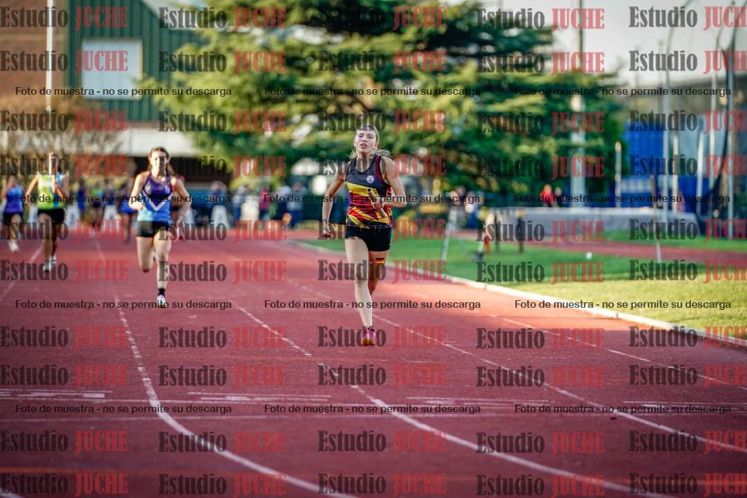 Fotos de los relevos 4x100 m de mujeres