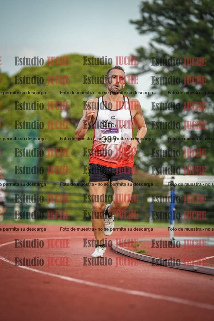 Fotos de los 3000 m llanos de varones