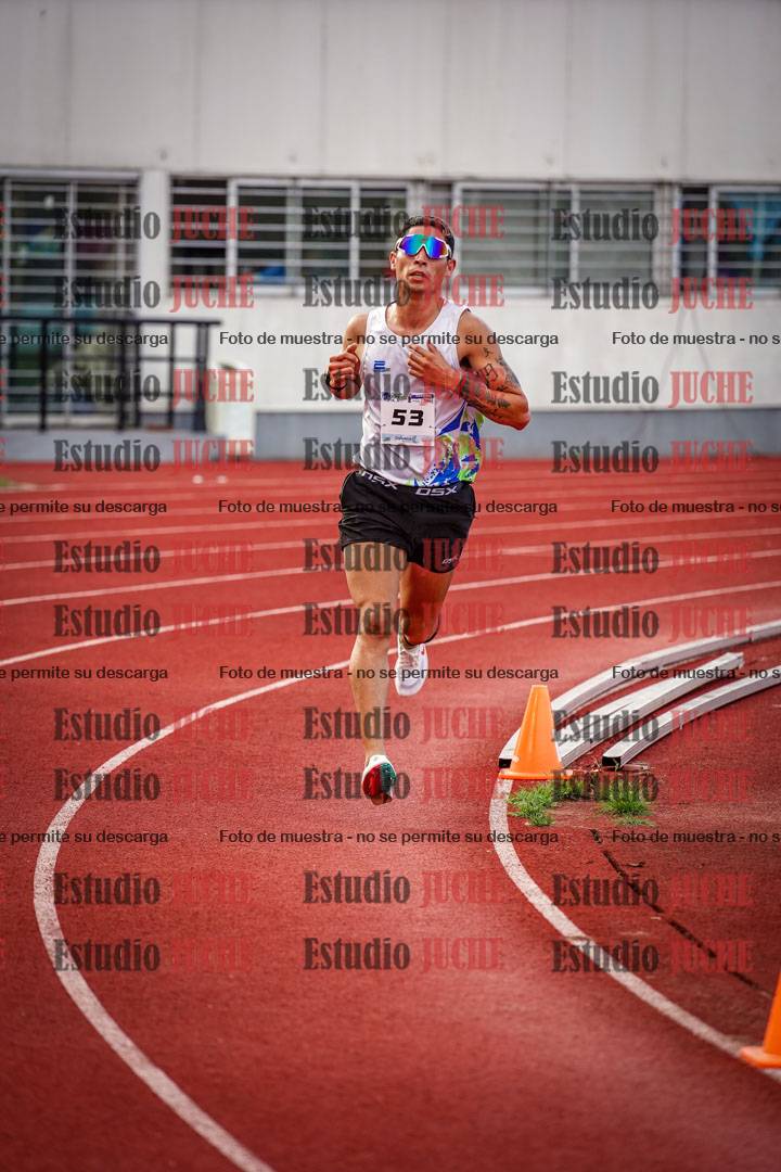 Fotos de los 3000 m llanos de varones