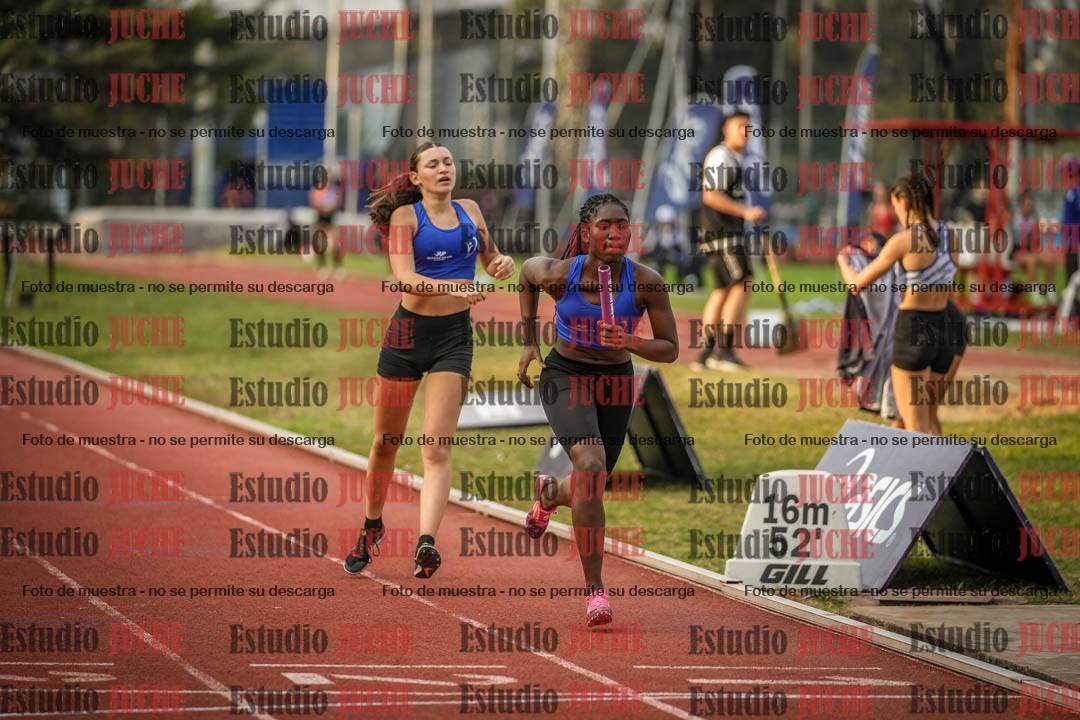 Fotos de las postas 4x400 m llanos de mujeres