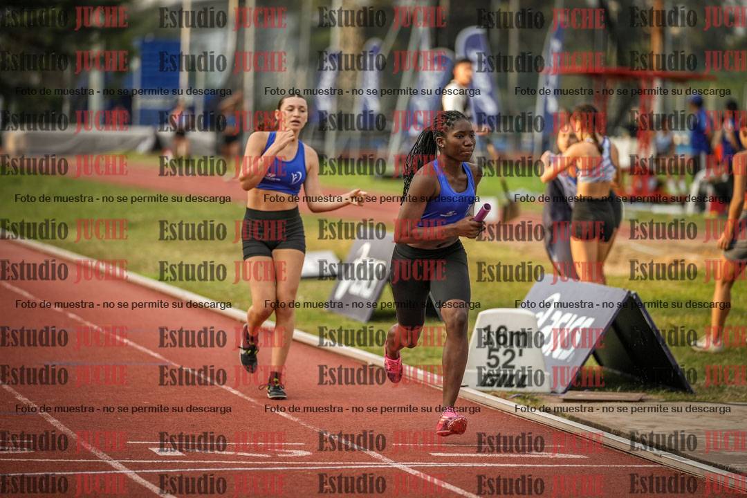 Fotos de las postas 4x400 m llanos de mujeres