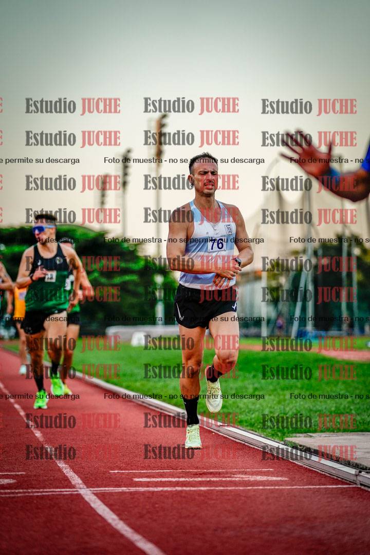 Fotos de los 1500 m llanos de varones