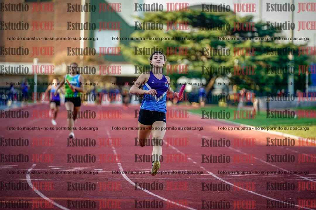 Fotos de los relevos 4x100 m de mujeres